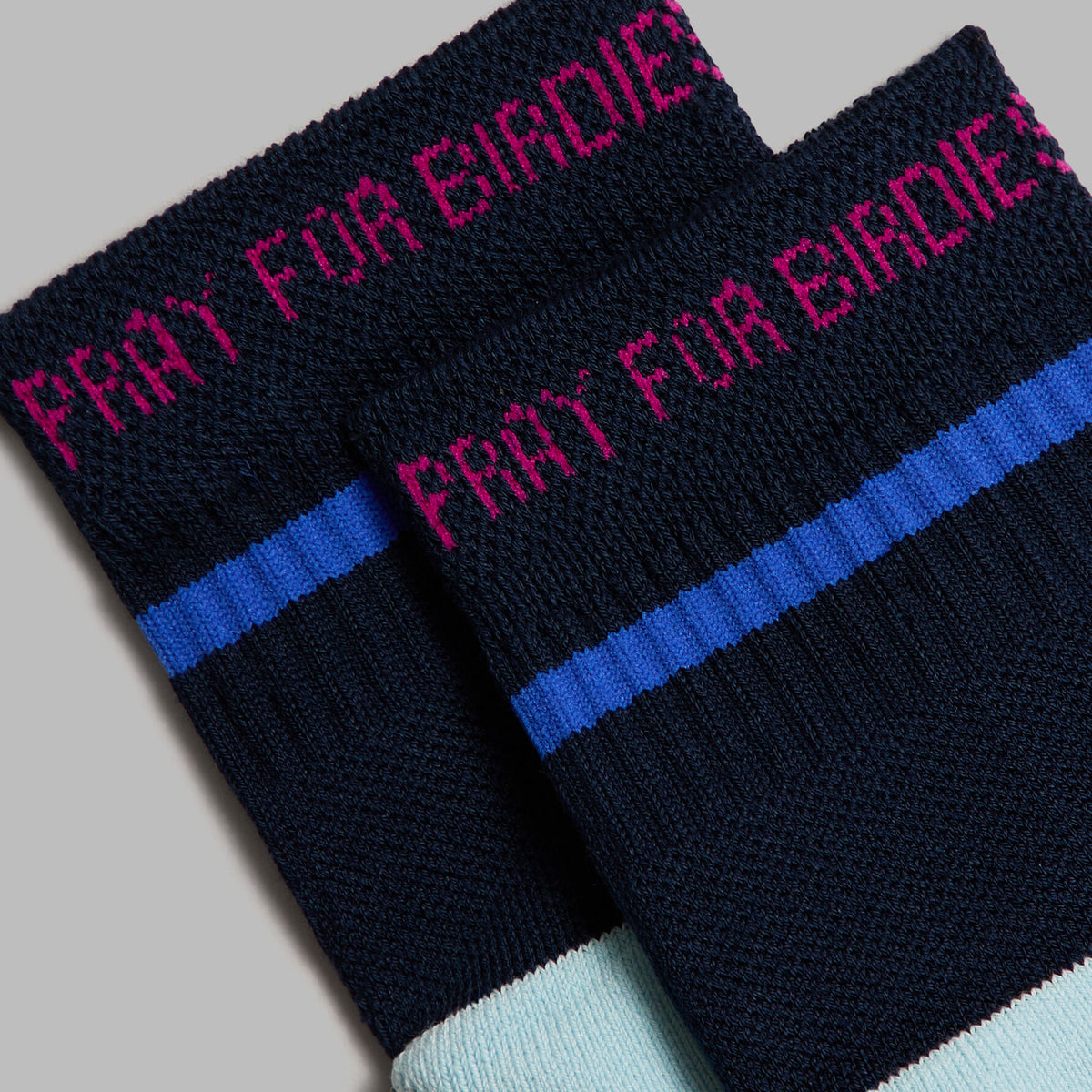 PRAY FOR BIRDIES 1/4 SOCK |ACCESSORIES | G/FORE Smart Buy