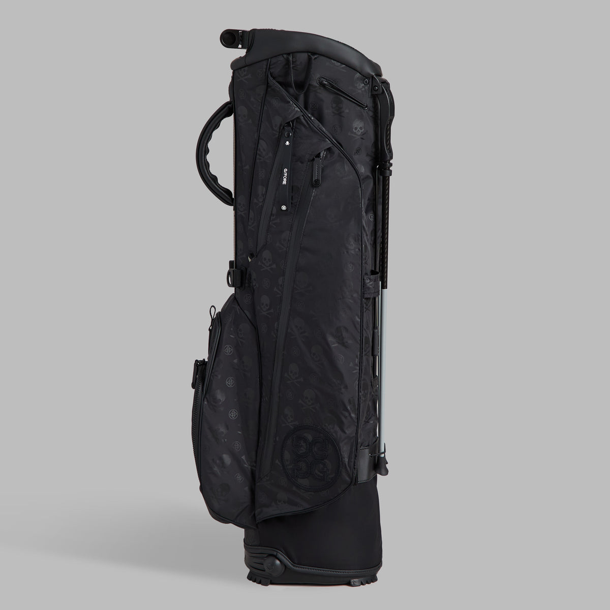 SCRAMBLE SKULL & TEES PARACHUTE CARRY GOLF BAG | G/FORE Everyday