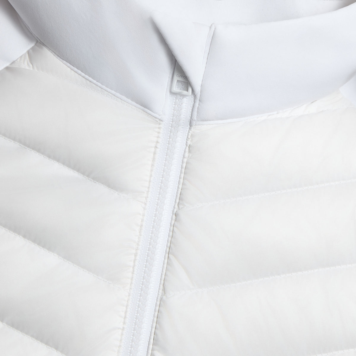 V-DOWN QUILTED HYBRID JACKET | G/FORE Top Pick